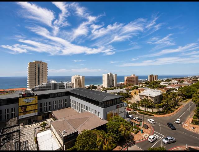 2 BEDROOM APARTMENT FOR SALE IN UMHLANGA CENTRAL